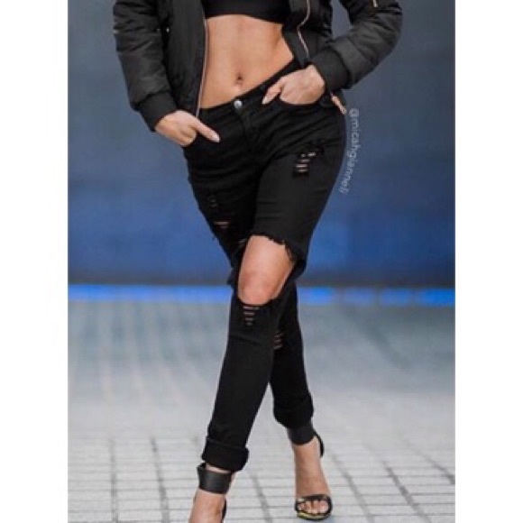Simiry’s Denim - ❗️LAST❗️Black ripped distress jeans